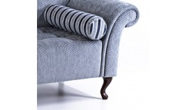 PT39000 Divan Clásico con patas en madera de haya