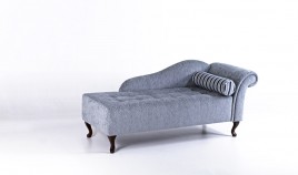 PT39000 Divan Clásico con patas en madera de haya