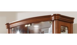 Vitrina Clásica con leds disponible en 2 tamaños Ref H10013