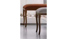 Taburete de comedor tapizado fabricada en madera de haya Ref MCR153000