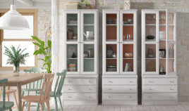 Vitrina con cajones en madera de Pino