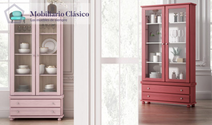 Vitrina provenzal fabricada en madera de Pino